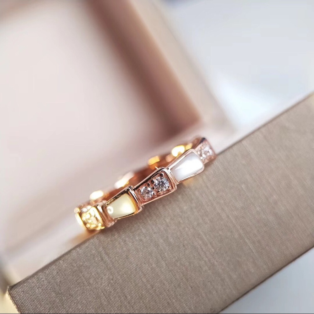 Bvlgari ring